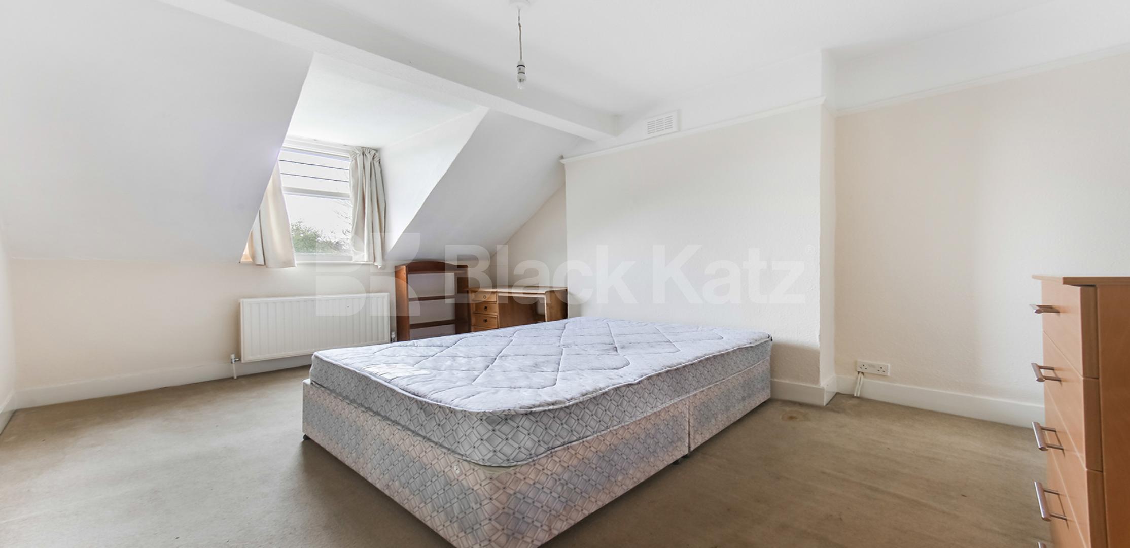 			NEW INSTRUCTION, 3 Bedroom, 1 bath, 1 reception Apartment			 Romola Road , Tulse Hill 